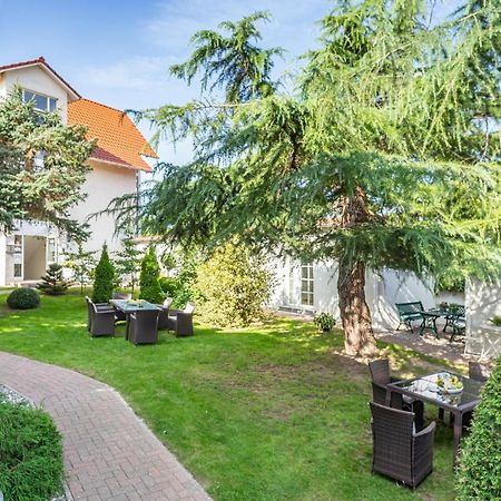 Pension Bergen Берген-ауф-Рюген Экстерьер фото