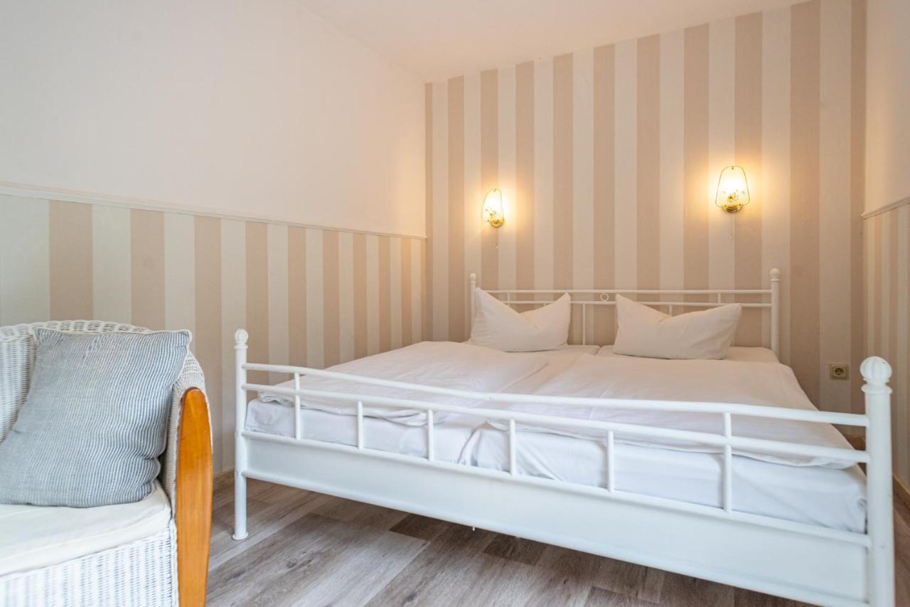 Pension Bergen Берген-ауф-Рюген Экстерьер фото