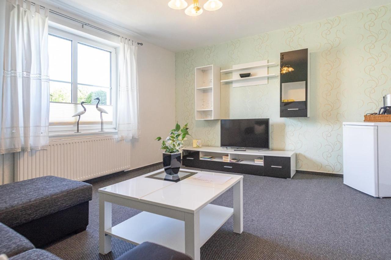 Pension Bergen Берген-ауф-Рюген Экстерьер фото